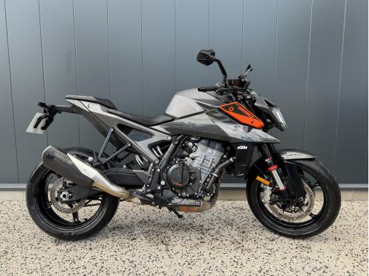 KTM KTM 990 DUKE 2024